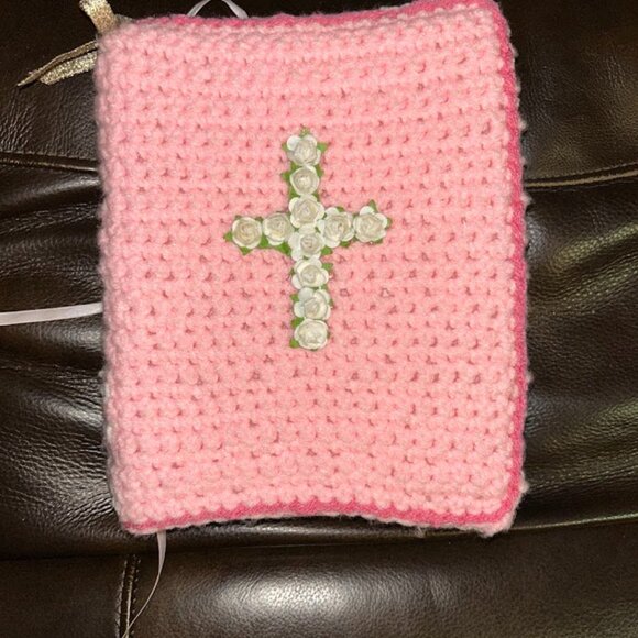 Bible/Book covers Crochet - Picture 1 of 8